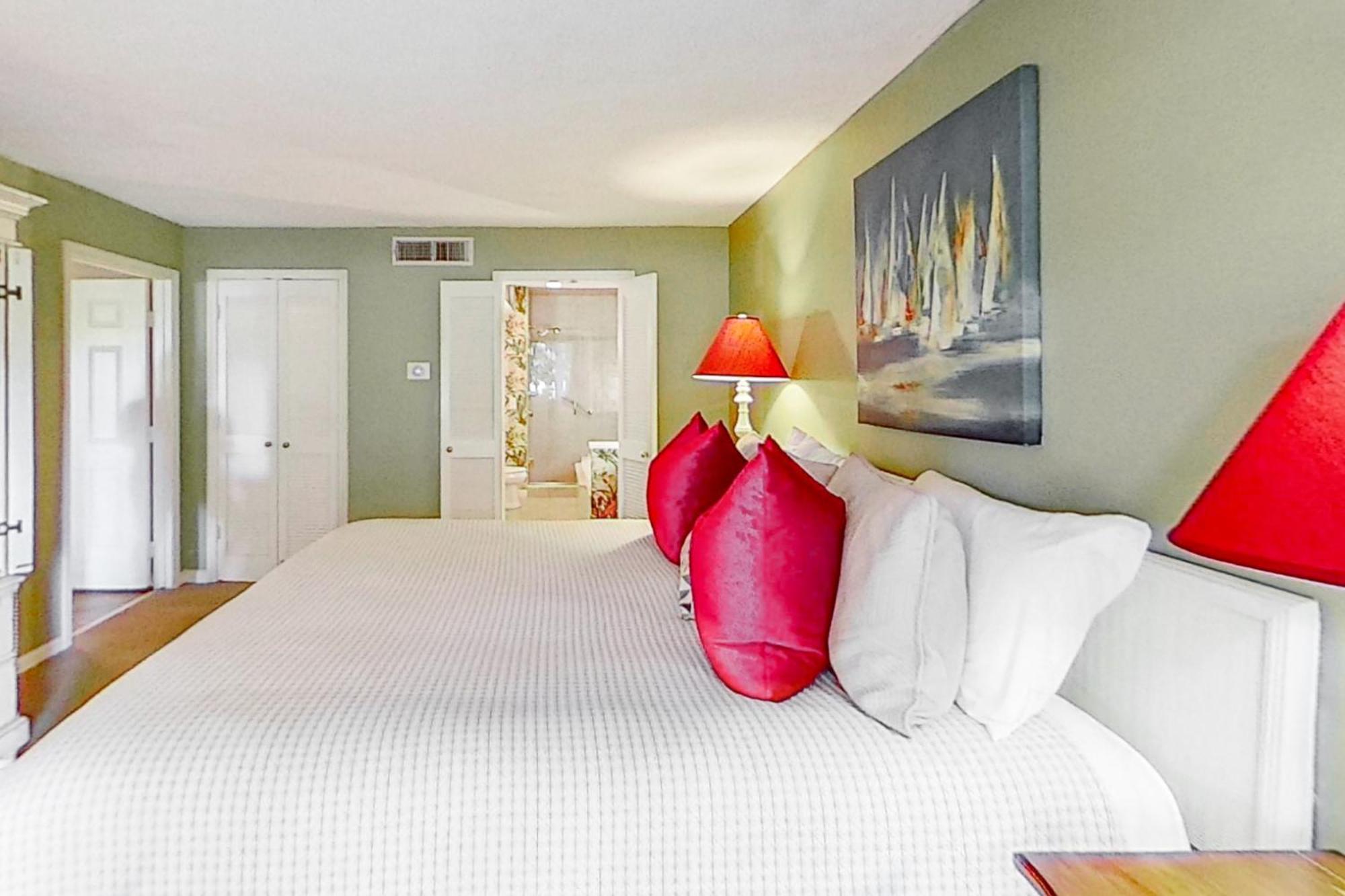 Beckenham Villa Hilton Head Island Room photo